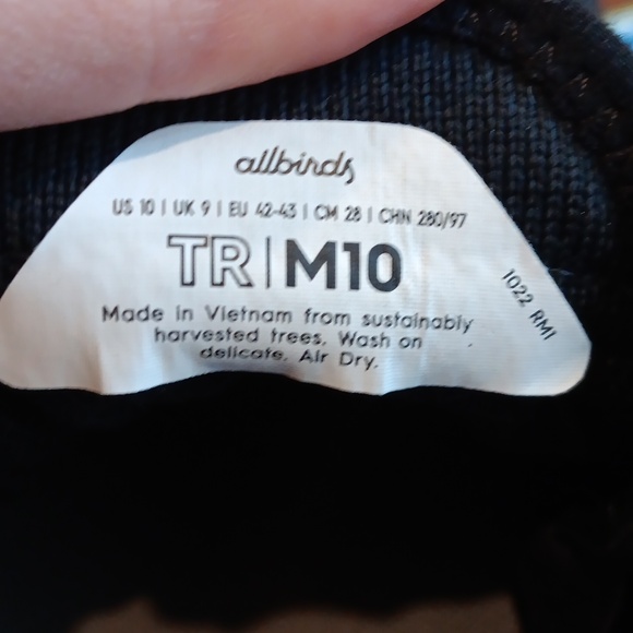 Allbirds Tree Runners - Picture 4 of 4